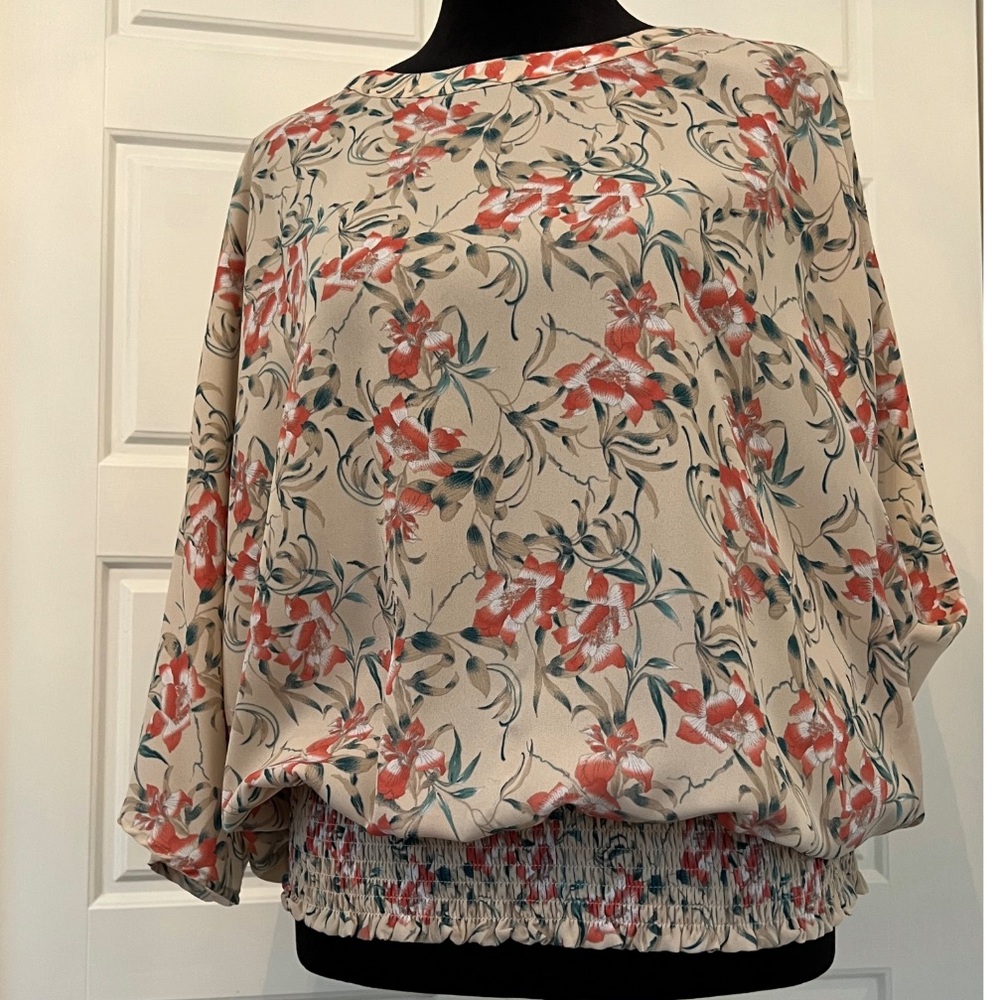 New York & Company Beige Floral Blouse